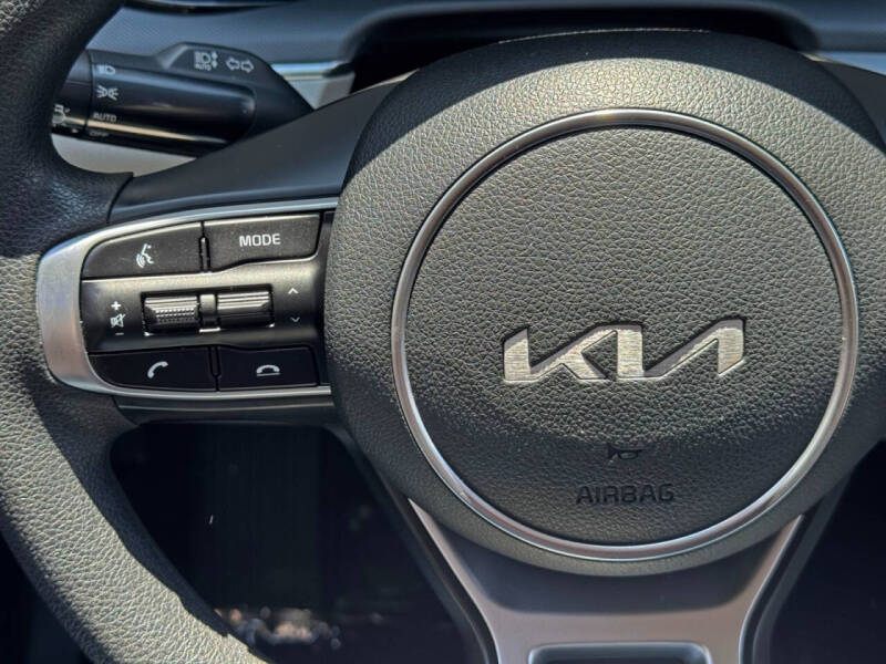 2022 Kia K5