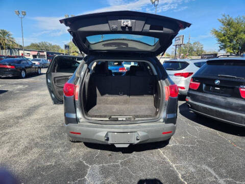 2011 Chevrolet Traverse LT