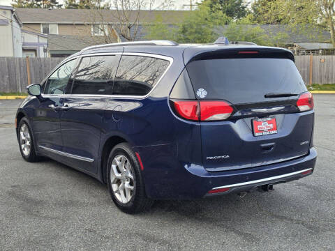 2017 Chrysler Pacifica Limited
