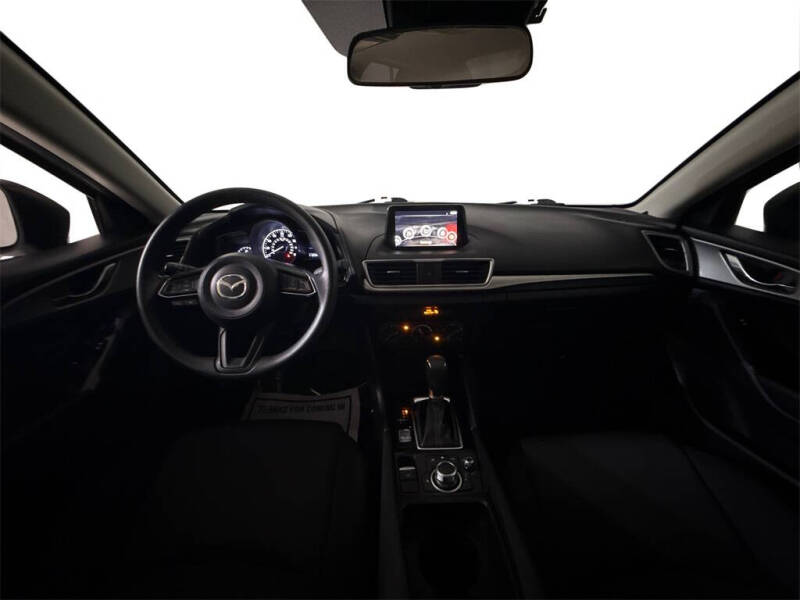 2018 Mazda MAZDA3 Sport