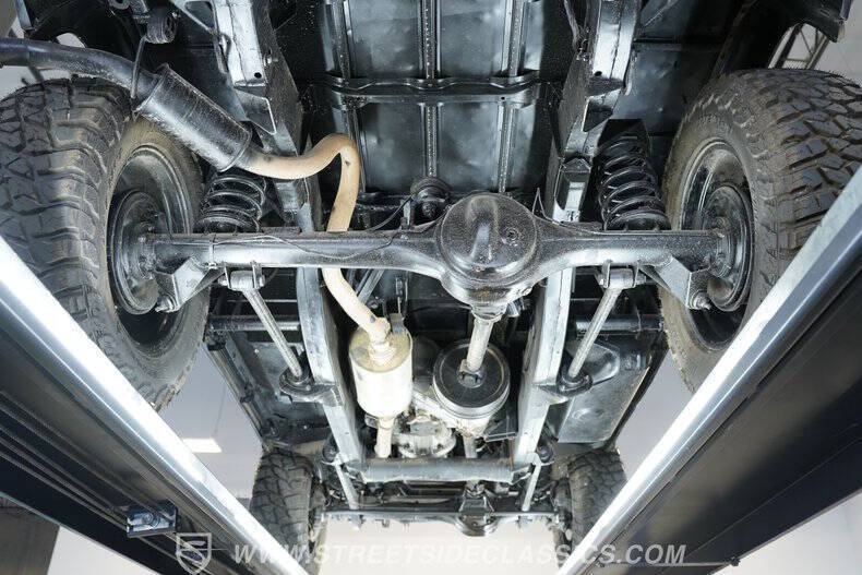 1987 Land Rover Defender