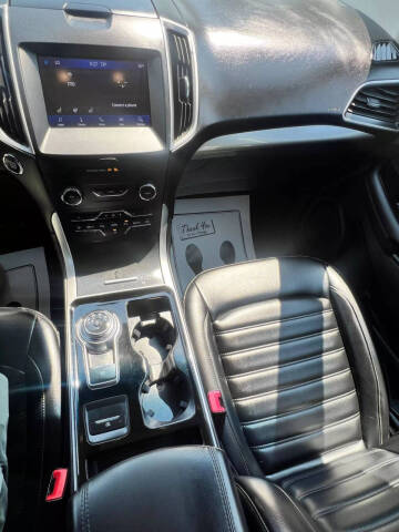 2019 Ford Edge SEL