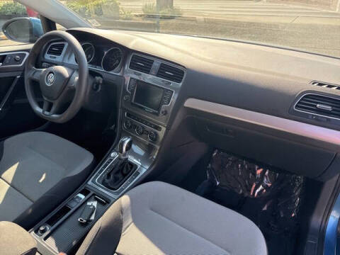 2016 Volkswagen e-Golf SE