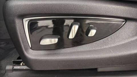 2020 Cadillac Escalade Premium Luxury