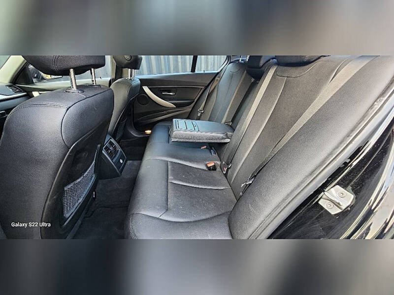 2016 BMW 3 Series 320i