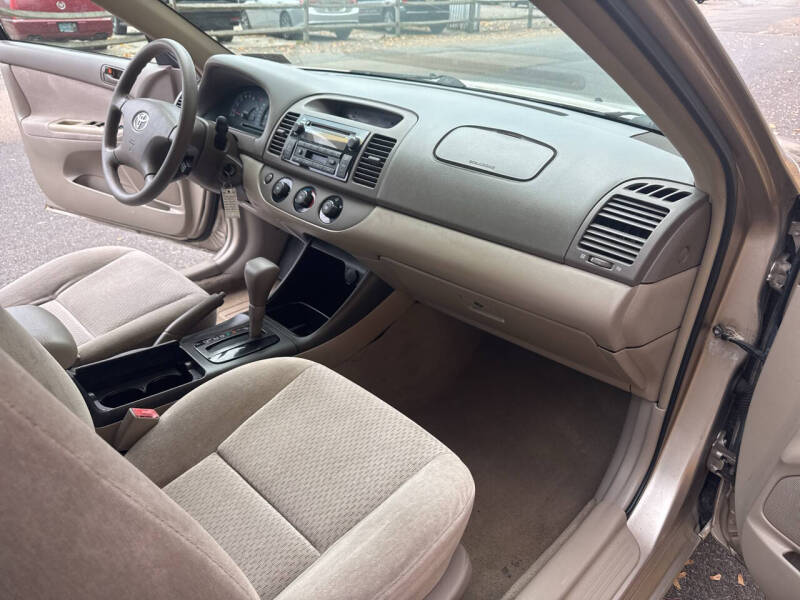 2002 Toyota Camry LE