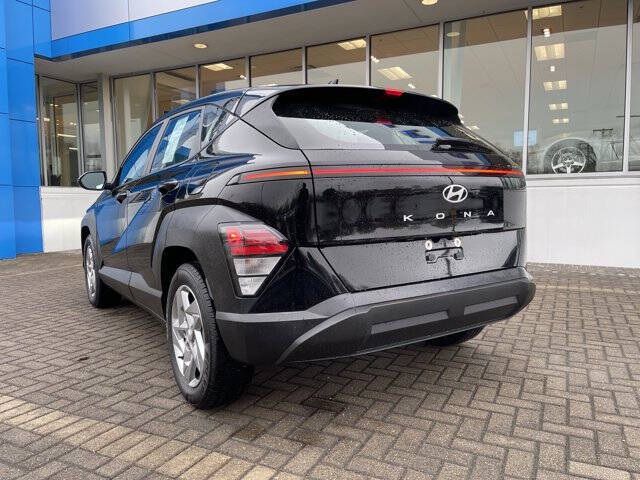 2024 Hyundai Kona SE