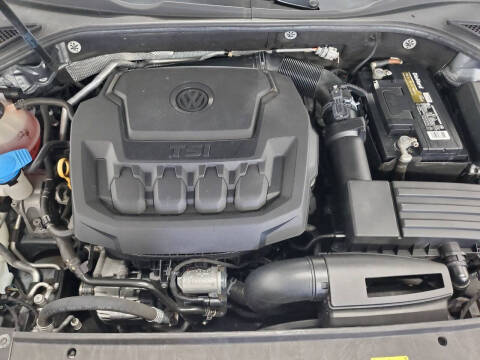 2018 Volkswagen Passat 2.0T R-Line