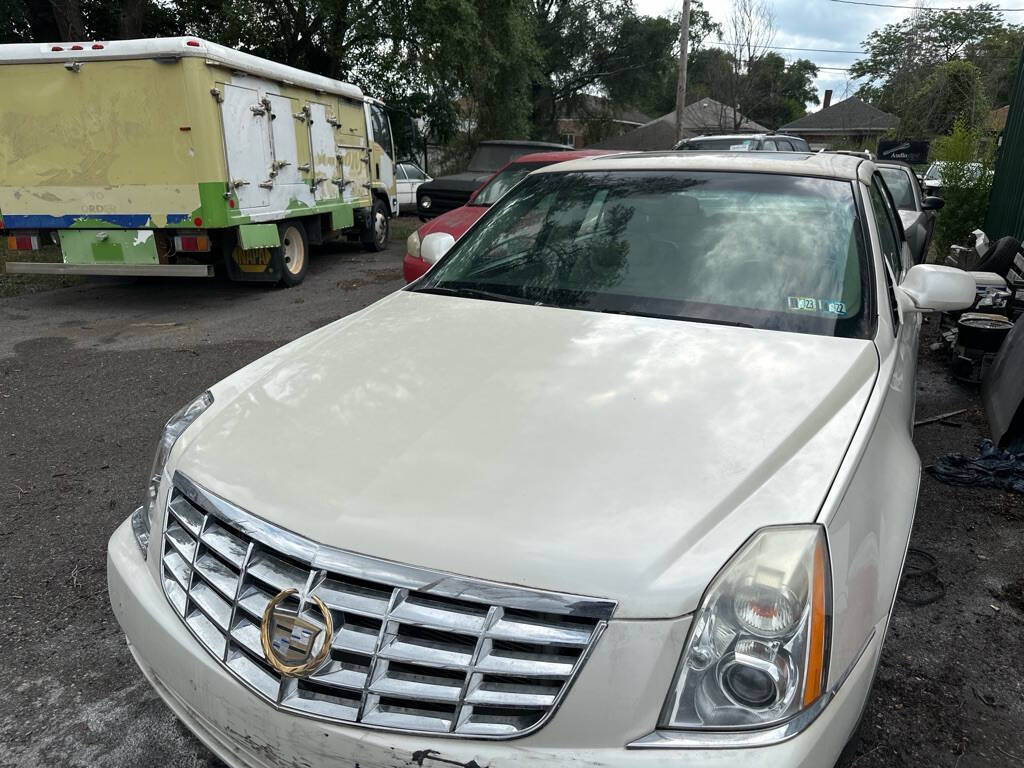 2008 Cadillac DTS for sale at DEES AUTO SALES & KUSTOMS WHIPS INC in Gary, IN