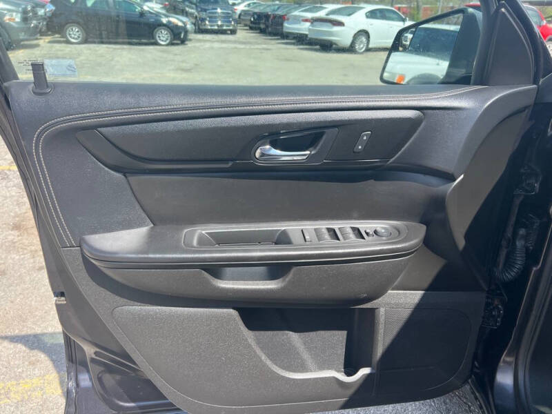 2013 GMC Acadia SLE-2