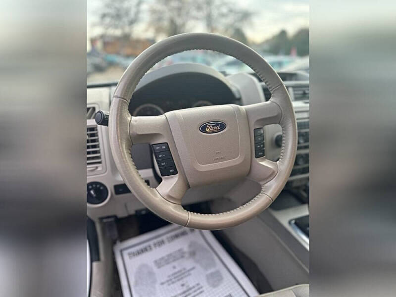 2011 Ford Escape XLT