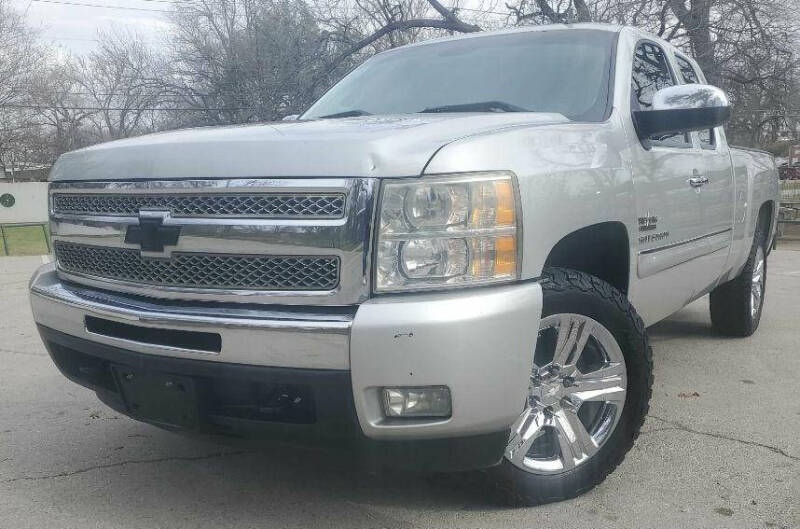 2011 Chevrolet Silverado 1500 for sale at DFW Auto Leader in Lake Worth TX