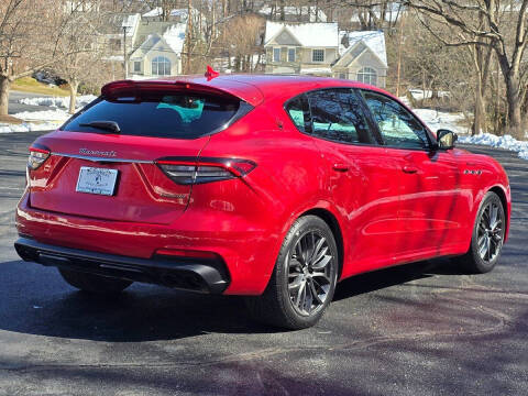 2023 Maserati Levante Modena