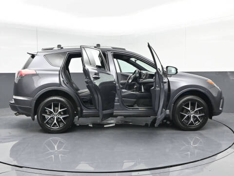 2017 Toyota RAV4 SE