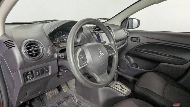 2024 Mitsubishi Mirage ES