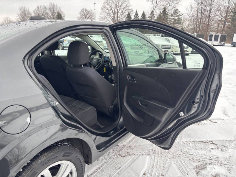 2016 Chevrolet Sonic LT Auto