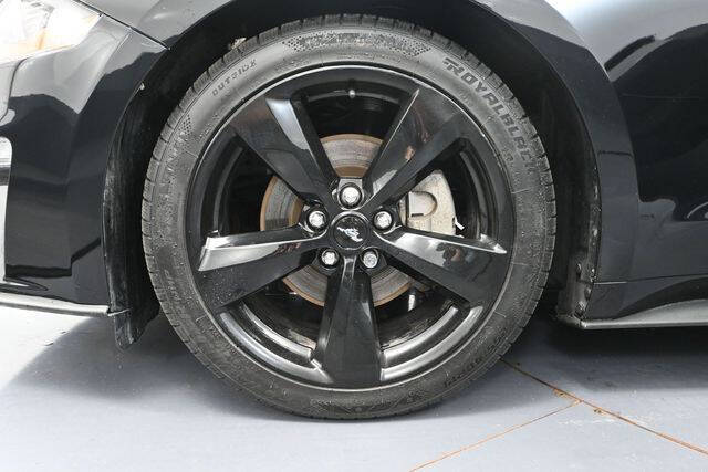 2022 Ford Mustang EcoBoost