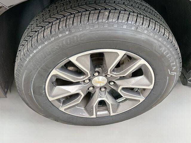 2024 Chevrolet Suburban LT