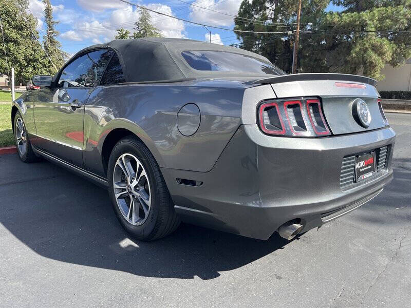 2014 Ford Mustang V6