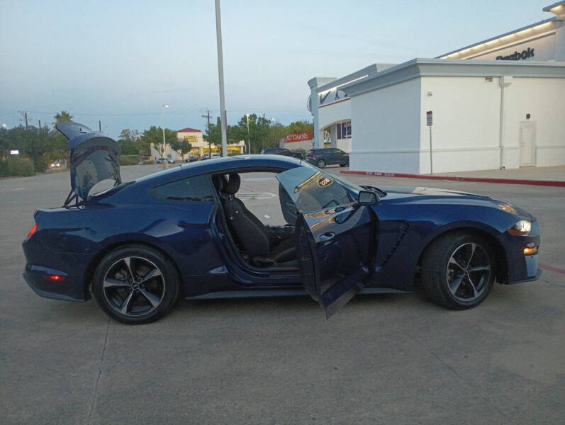 2018 Ford Mustang EcoBoost