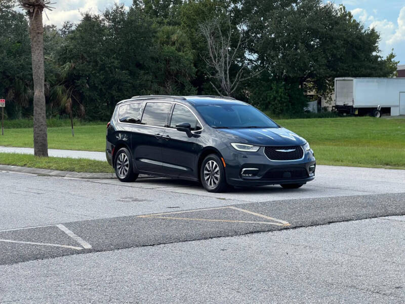 2021 Chrysler Pacifica Hybrid Touring