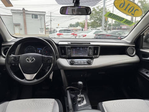 2016 Toyota RAV4 XLE