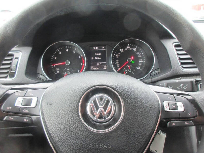 2016 Volkswagen Passat 1.8T S