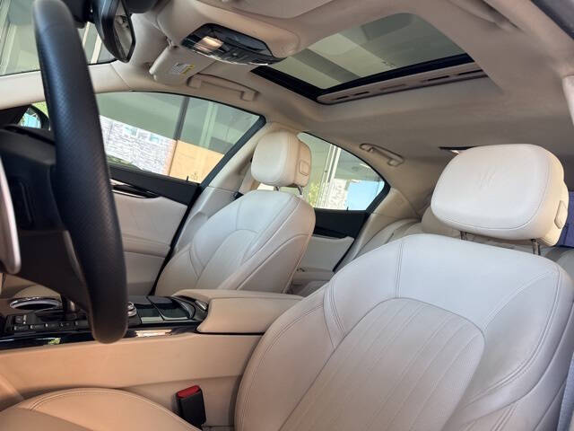 2022 Maserati Ghibli Modena