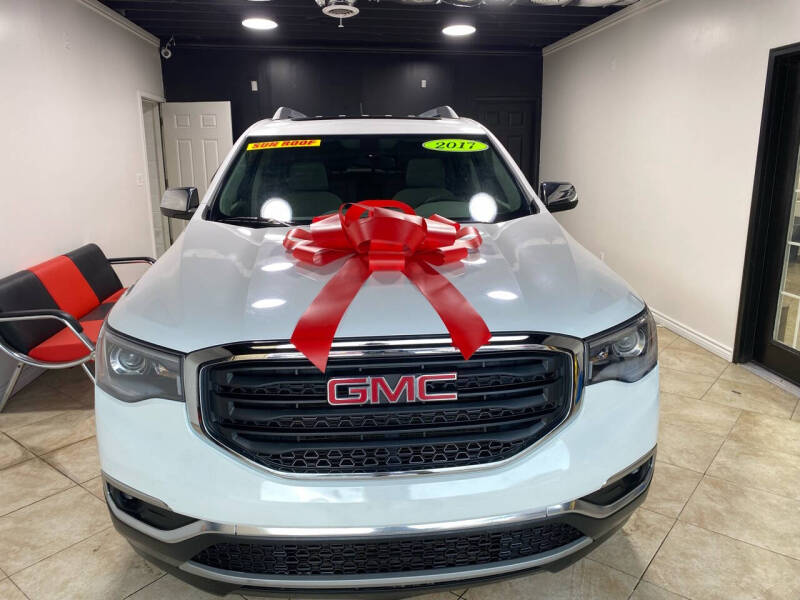 2017 GMC Acadia SLE-2