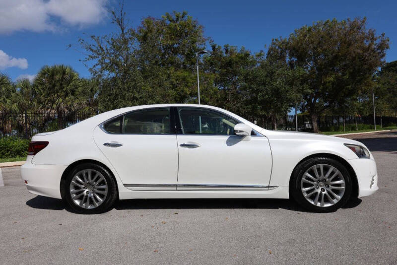 2015 Lexus LS 460