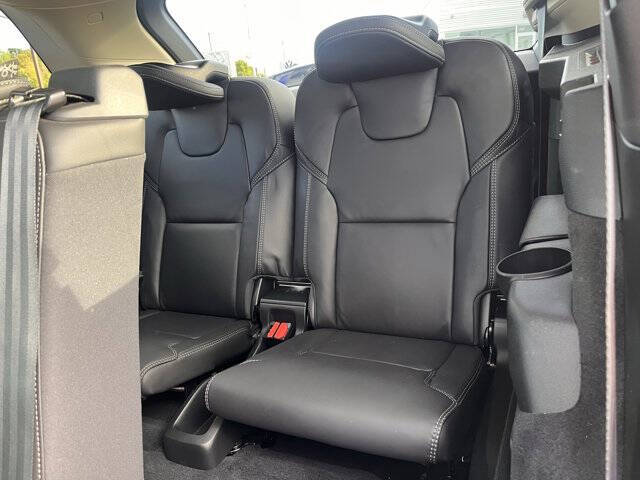 2024 Volvo XC90 B6 Ultimate Bright Theme 7P