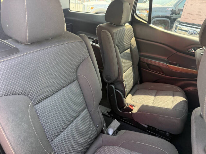 2022 GMC Acadia SLE