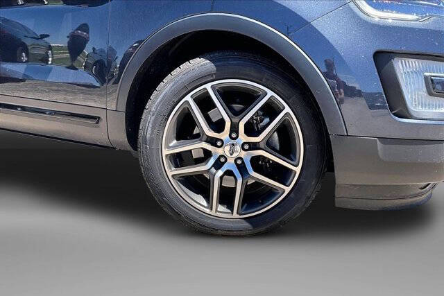 2017 Ford Explorer Sport