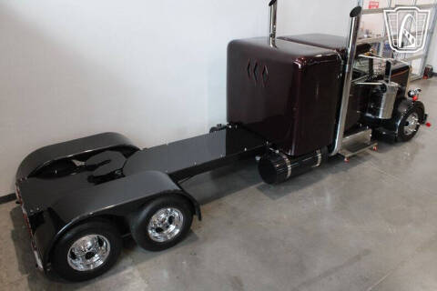 1965 Petebilt Mini Big-Rig