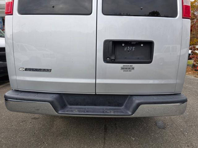 2017 Chevrolet Express LT 2500