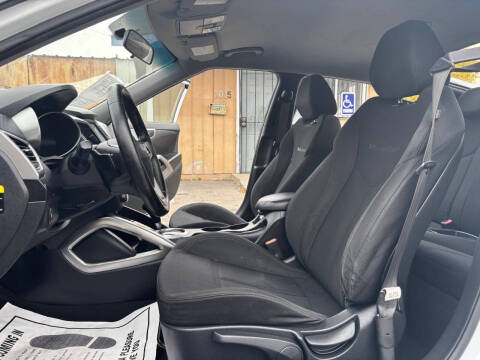 2017 Hyundai Veloster Value Edition