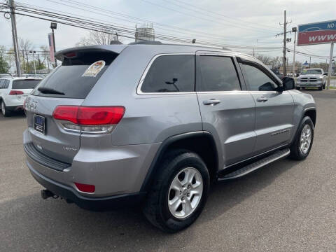2017 Jeep Grand Cherokee Laredo E