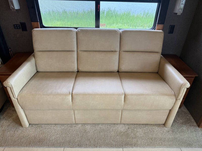 2016 Tiffin Allegro Open Road RED 33AA