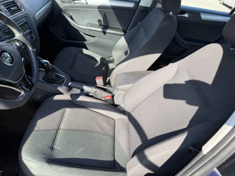 2015 Volkswagen Jetta SE