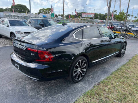 2023 Volvo S90 B6 Plus