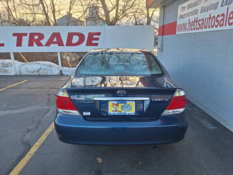 2005 Toyota Camry LE