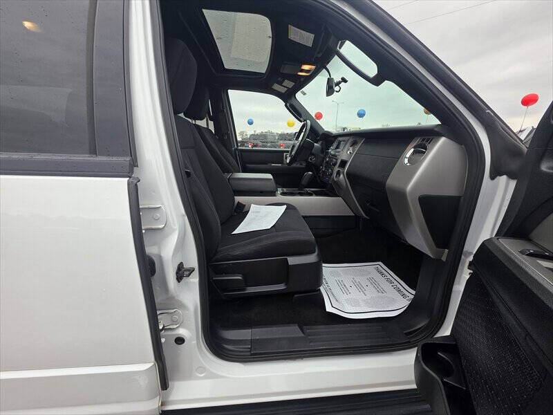 2017 Ford Expedition EL XLT