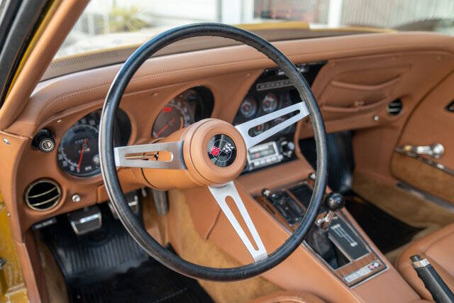 1973 Chevrolet Corvette 27