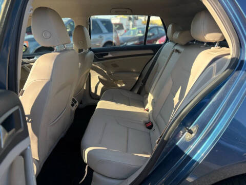 2015 Volkswagen Golf