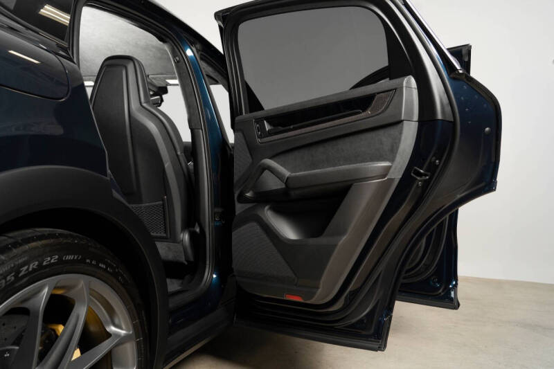 2024 Porsche Cayenne Turbo GT