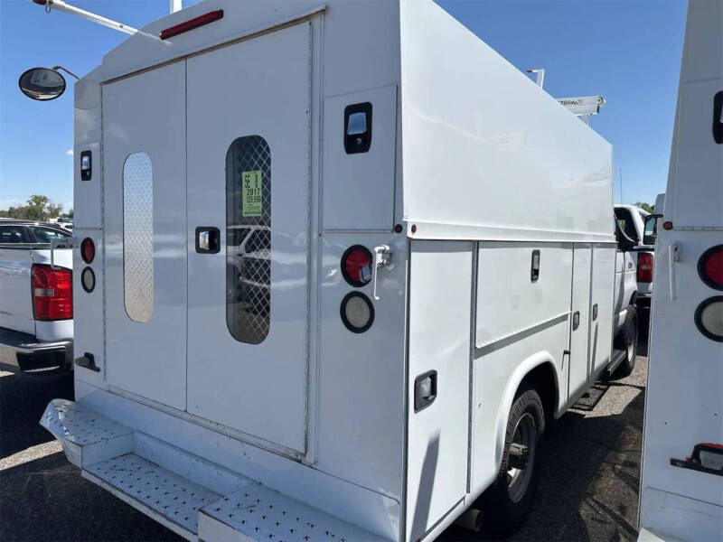 2017 Ford E-Series