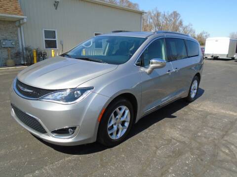 2020 Chrysler Pacifica for sale at Ritchie Auto Sales in Middlebury IN