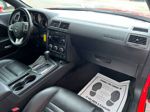 2014 Dodge Challenger SXT