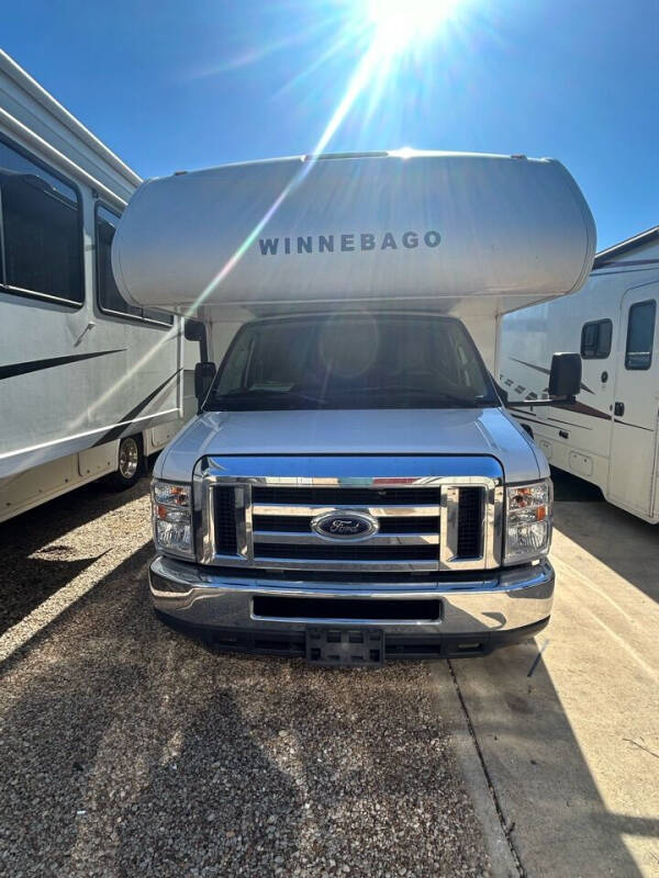 2019 Winnebago Outlook 25J for sale at Florida Coach Trader, Inc. in Tampa FL