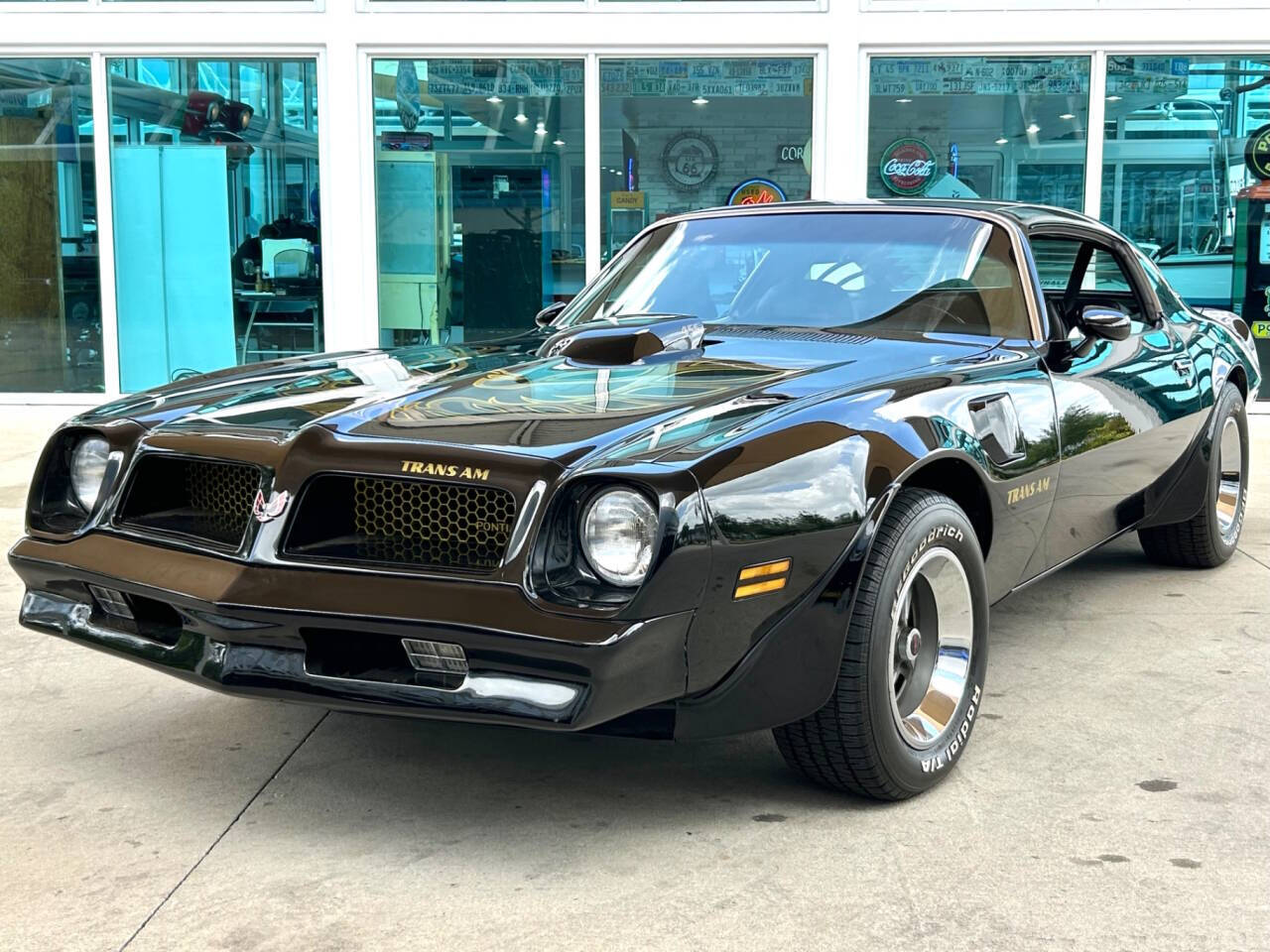 1976 Pontiac Firebird 1